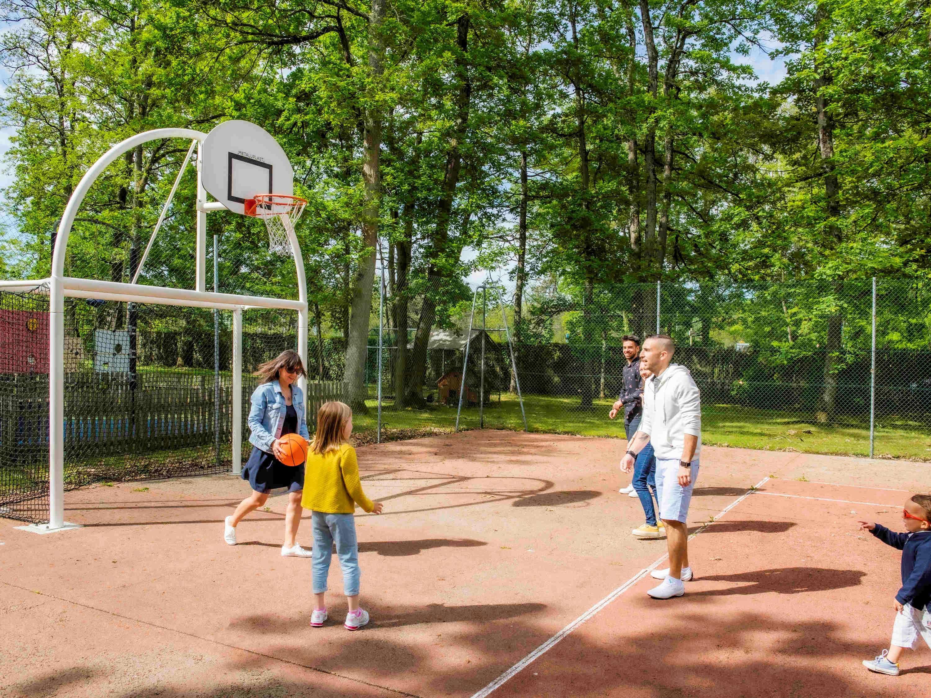 Novotel Orleans Chemins De Sologne Demeures De Campagne Buitenkant foto