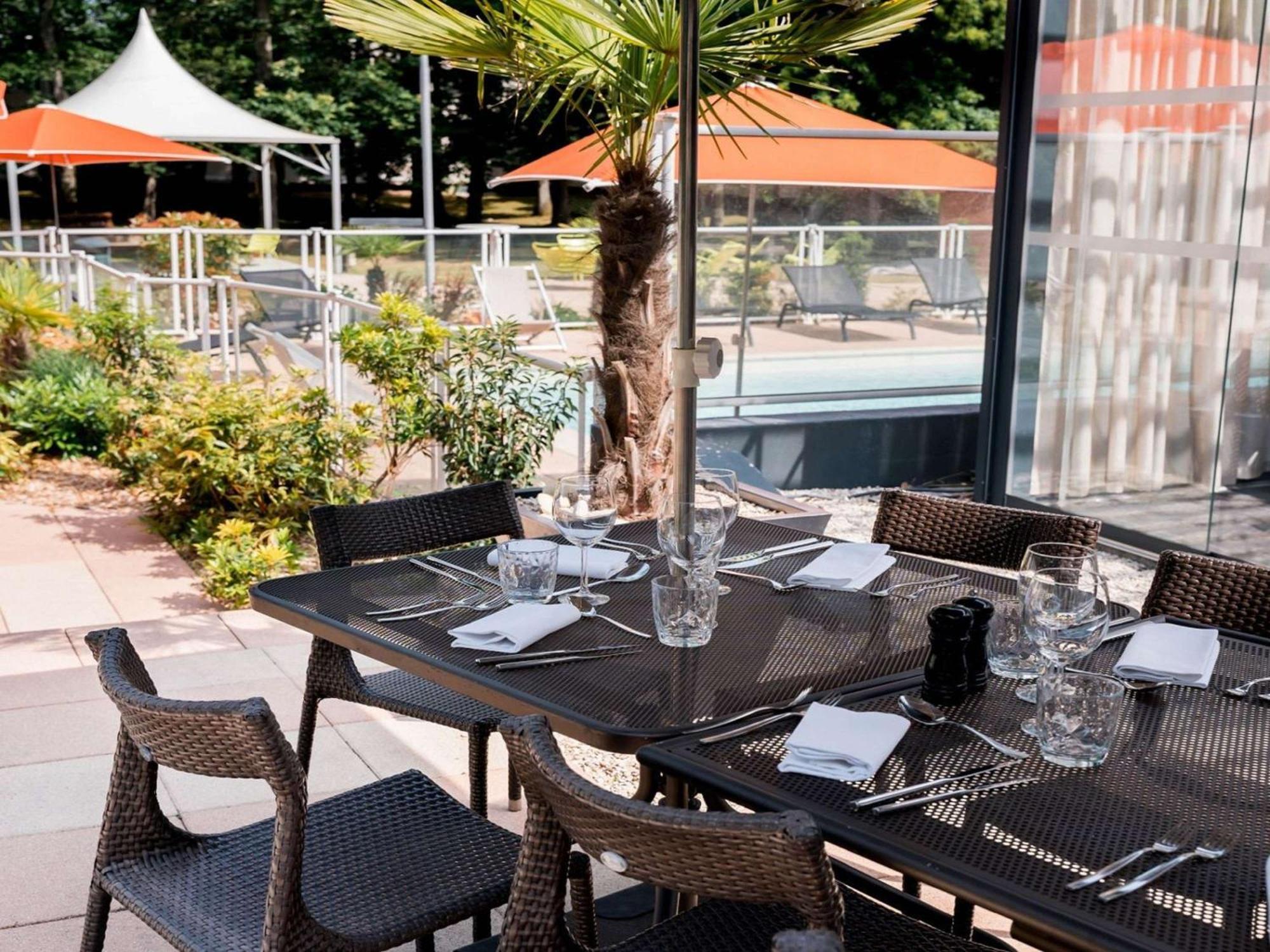 Novotel Orleans Chemins De Sologne Demeures De Campagne Buitenkant foto